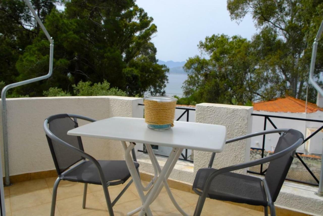 Apartment With Sea View And Balcony 60M From Beach Aegina エクステリア 写真